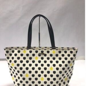 Kate Spade "ALL DAY Apple Toss" Yellow Black Apples Print Polyvinyl Tote w/COA